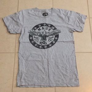 Mens S Made in 1776 Save the Republic gray shirt